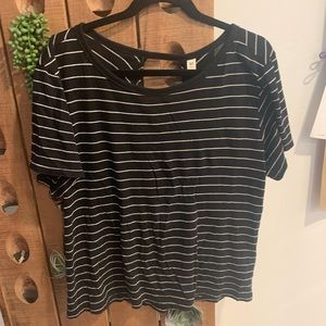 BP stripe tee with bow design on back size medium